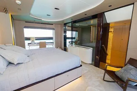 Jrl Rentcar Hotel Boca Chica Botel